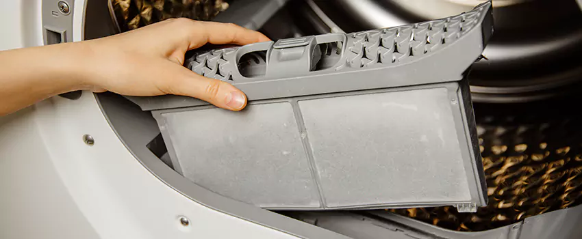 Signs Of A Clogged Dryer Lint Trap in Jenison, Michigan